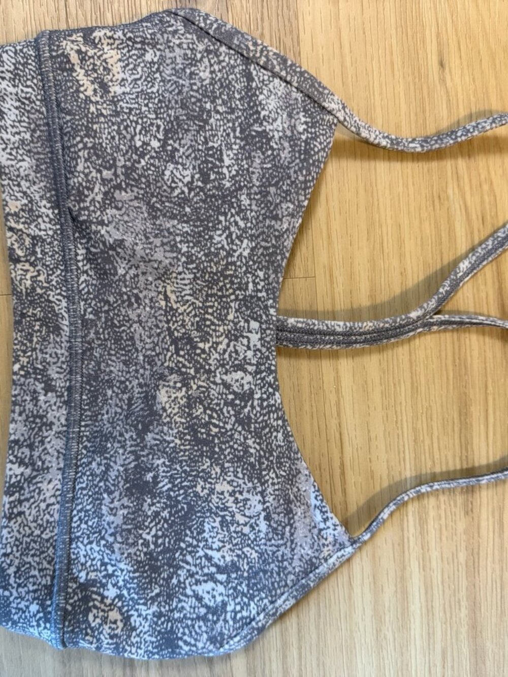 Lululemon Flow Y Bra IV | Gray Abstract Print | Size 4